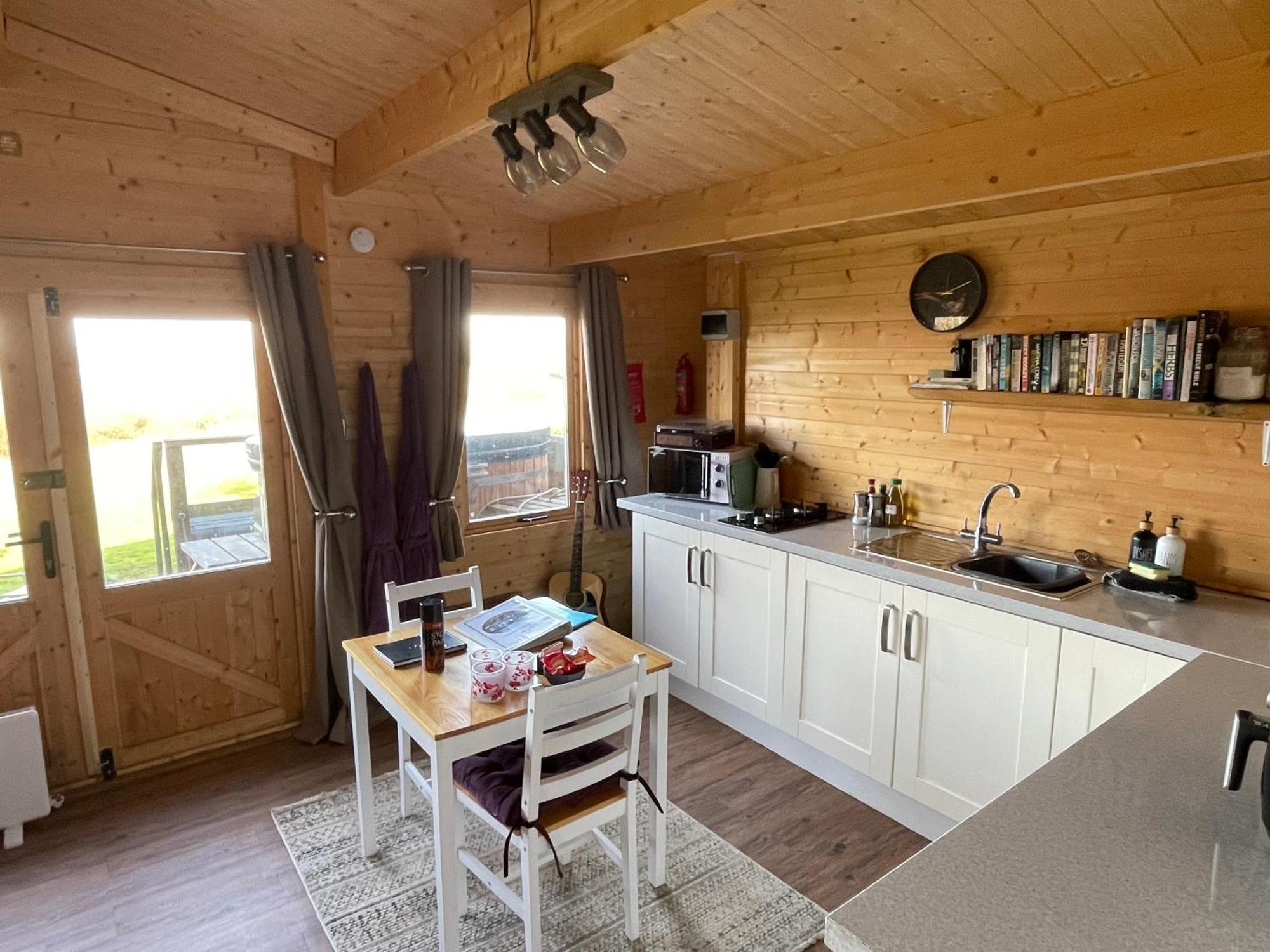Cosy cabin in Annie’s meadow West Meon Zewnętrze zdjęcie